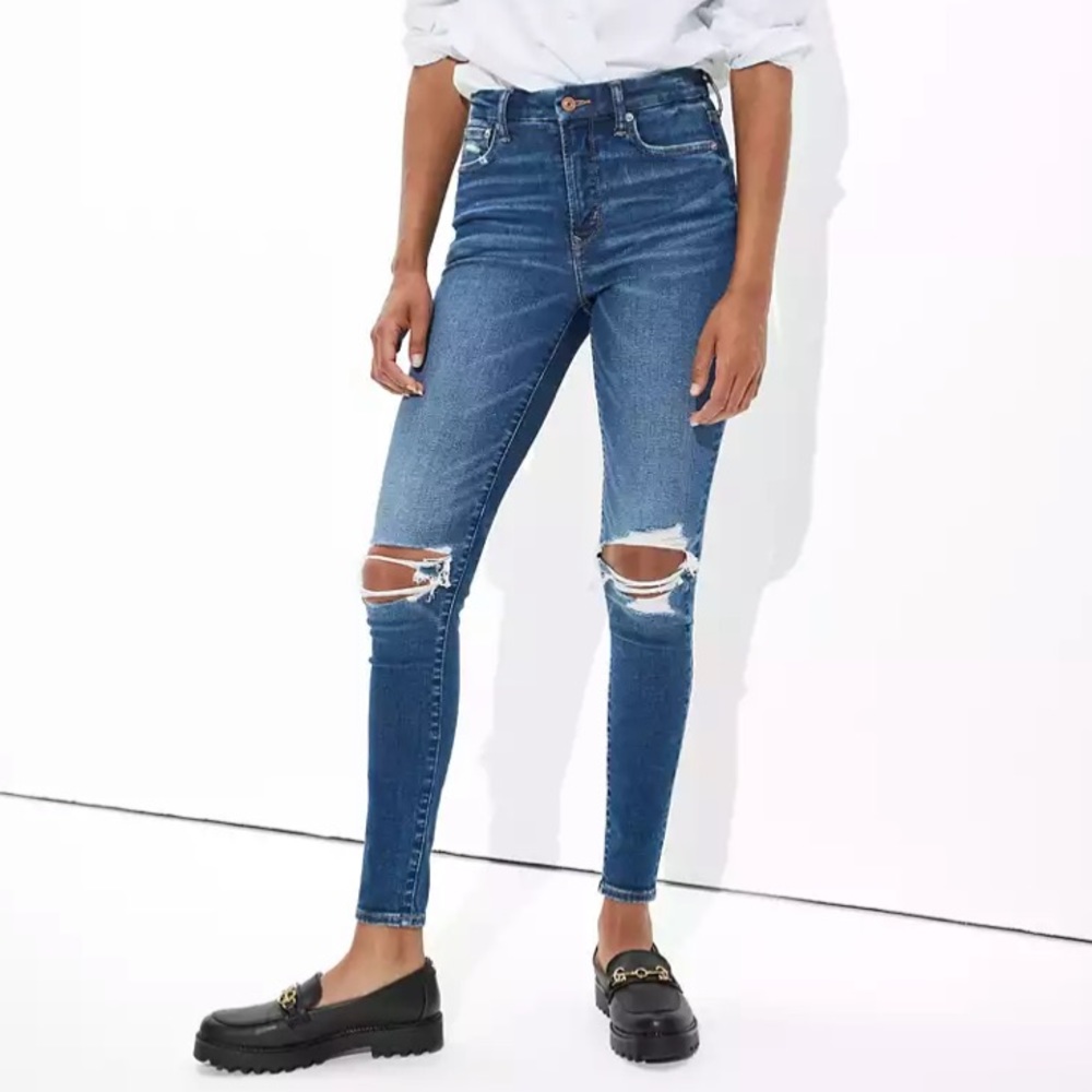 American Eagle High Waisted Jeans